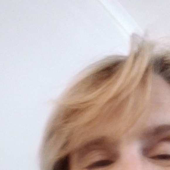 leahsimone50